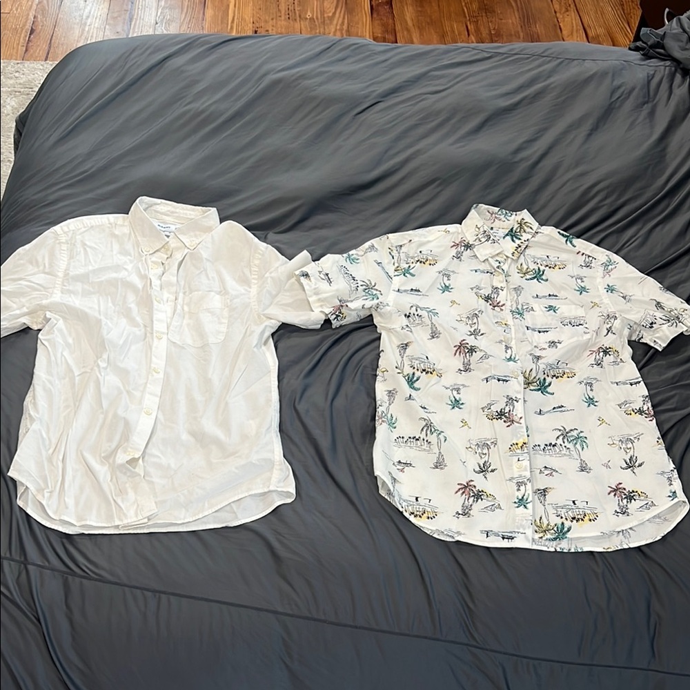 Old Navy White and Patterned Casual Button Down Shirts